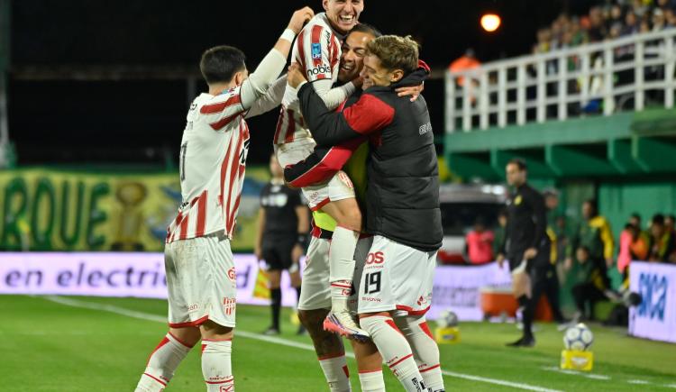 Imagen de Con un histórico triplete y la renuncia de un campeón del mundo: la última vez que Instituto había ganado en Varela