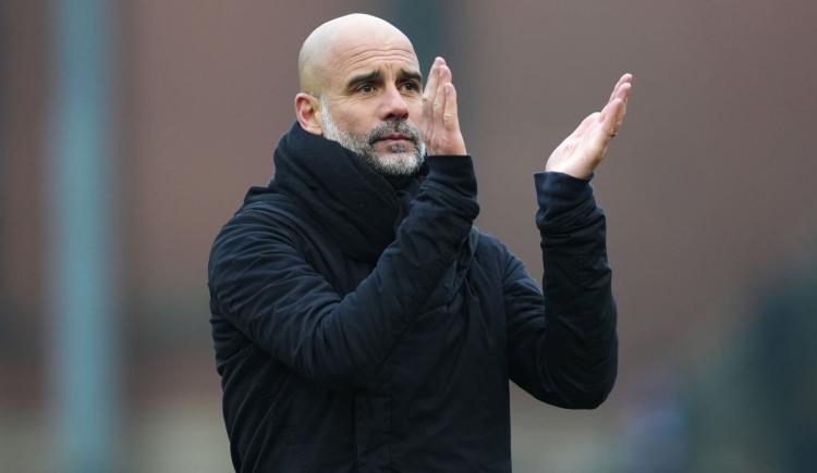 Imagen de Le bajó el pulgar: Pep Guardiola no llevaría a una de las figuras del City al Mundial de Clubes