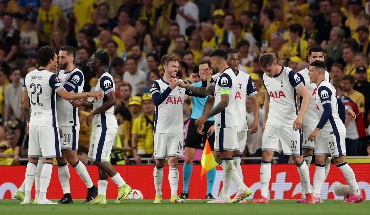 Imagen de Con un penal a Cuti Romero, Tottenham ganó y puso un pie en la final de la Europa League