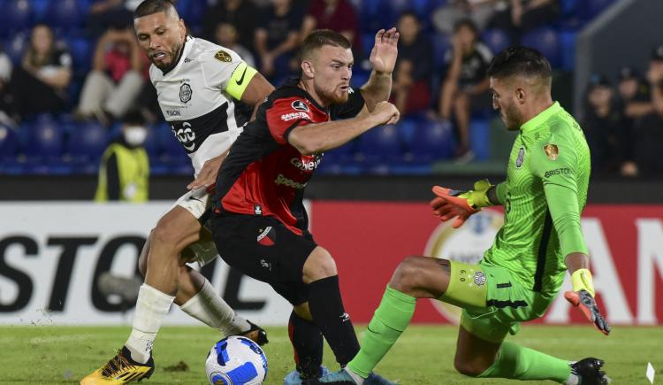 Imagen de A Colón le anularon mal dos goles en el 0-0 con Olimpia