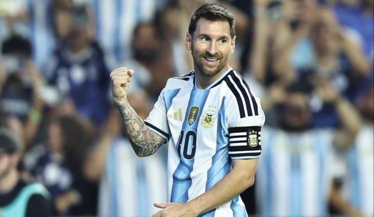 Imagen de Lionel Messi rompió el récord histórico de longevidad en la Selección Argentina tras marcar en el amistoso ante Islandia