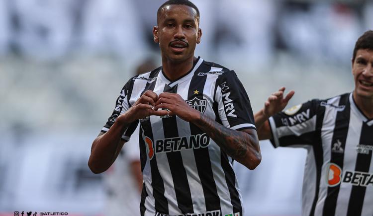 Imagen de ATLÉTICO MINEIRO DERROTÓ AL SÃO PAULO DE CRESPO