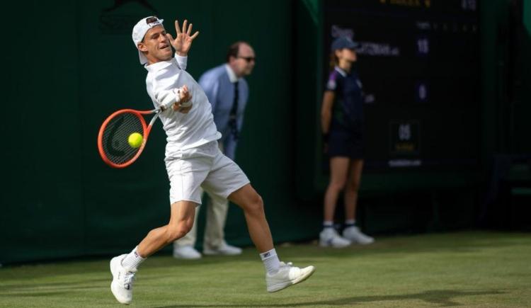 Imagen de SCHWARTZMAN GANÓ Y ES EL ÚNICO SOBREVIVIENTE EN WIMBLEDON