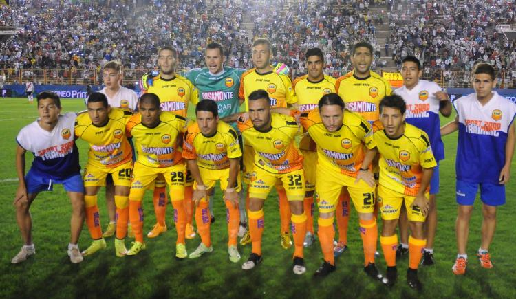 Imagen de El fin de una era: Crucero del Norte desciende y deja de ser un club nacional