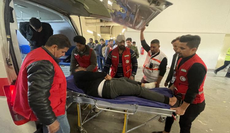 Imagen de Copa del Golfo: Un muerto y decenas de heridos por una estampida en la previa del partido