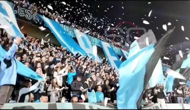 Imagen de El original recibimiento de los hinchas de Belgrano por el Día del Niño