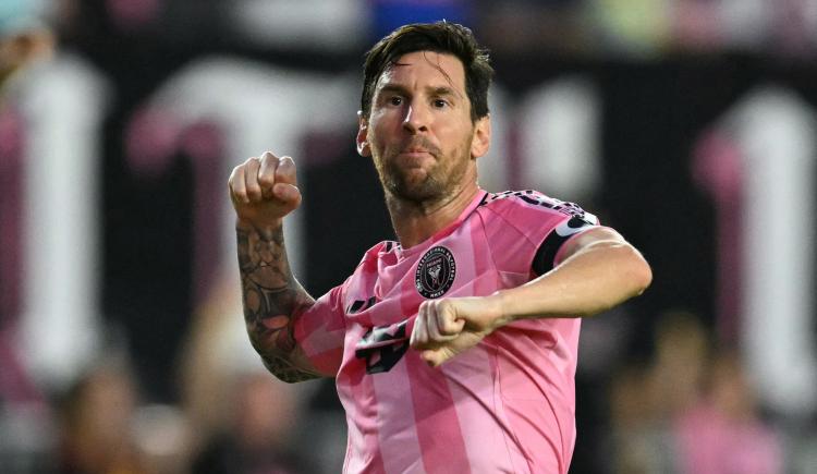 Imagen de La magia de Messi ante Montreal: Dos golazos con marca registrada y asistencia a Suárez