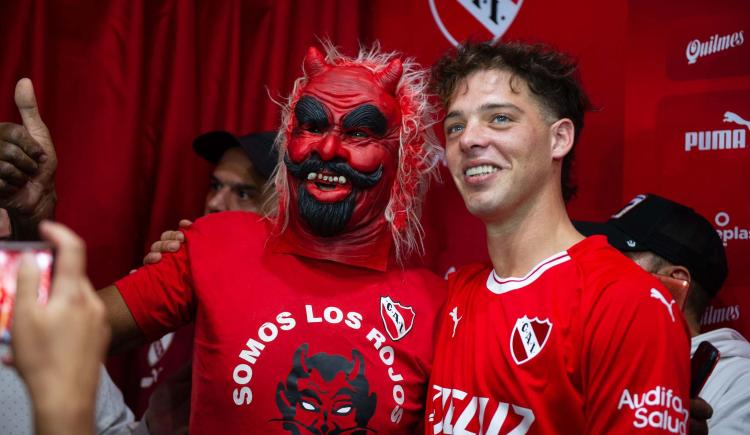 Imagen de Santiago Maratea y el dilema entre la deuda y los refuerzos de Independiente