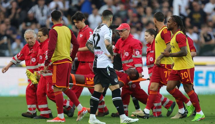 Imagen de Susto en Italia: un compañero de Dybala y Paredes se descompensó en pleno partido