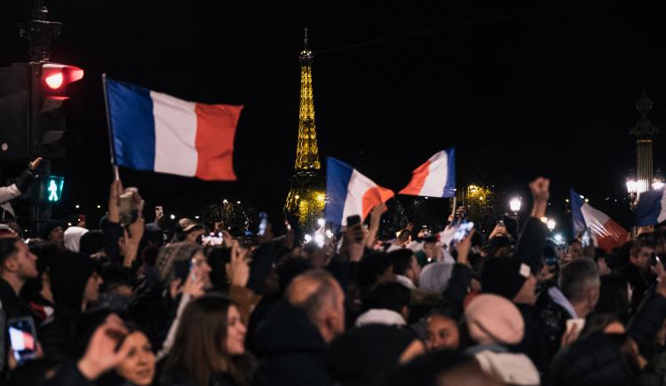 Imagen de Héroes igual: multitudinario recibimiento para Francia en París