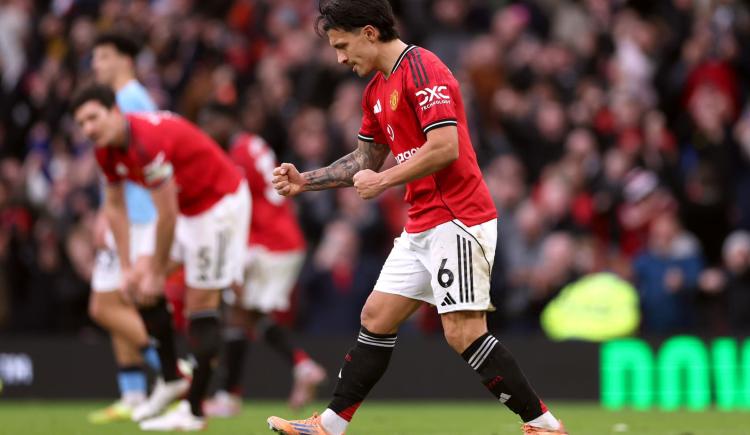 Imagen de Tras el cruce entre Lisandro Martínez y Paul Scholes, otra gloria del United fijó su postura
