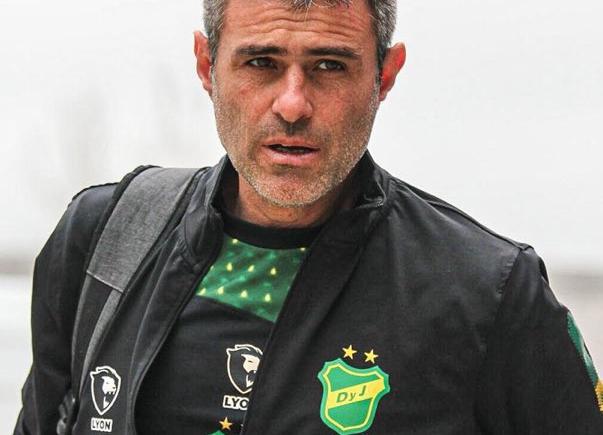 Imagen de La cuenta regresiva hacia la asunción de Julio Vaccari como DT de Independiente