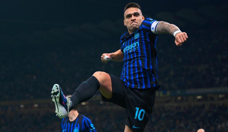 Imagen de Volvió con Toro: Lautaro Martínez convirtió un doblete en su regreso a las canchas