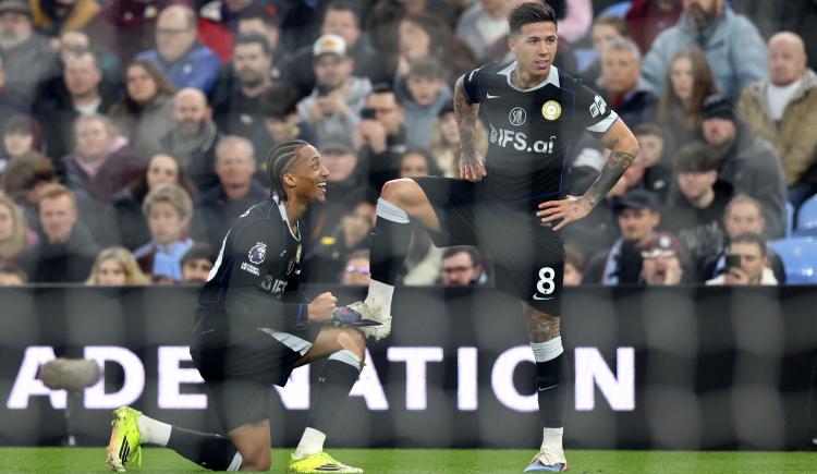 Imagen de El Chelsea de Enzo Fernández fue demasiado para Dibu Martínez