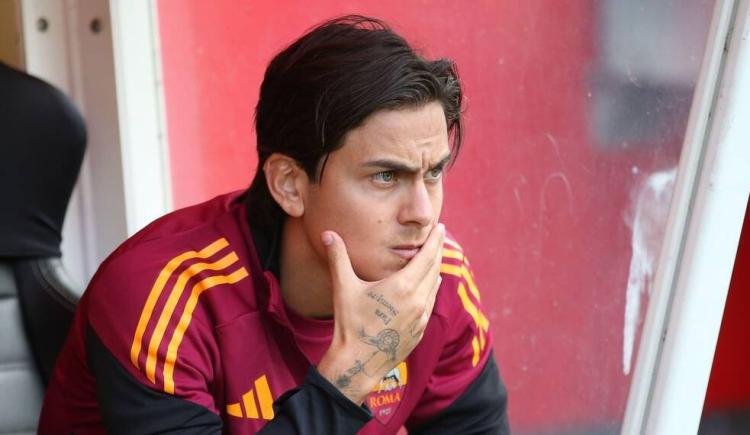 Imagen de Paulo Dybala ilustrado: no a Boca, ajedrez, ovnis, asados y Harry Potter