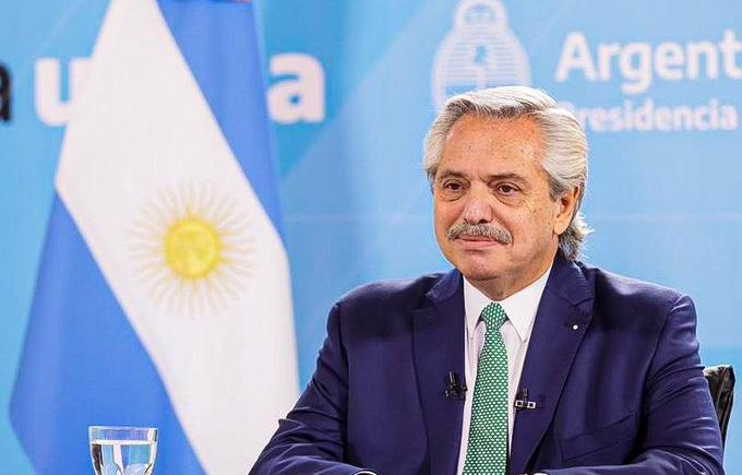 Imagen de Alberto Fernández: "Soy el presidente de las tres copas"