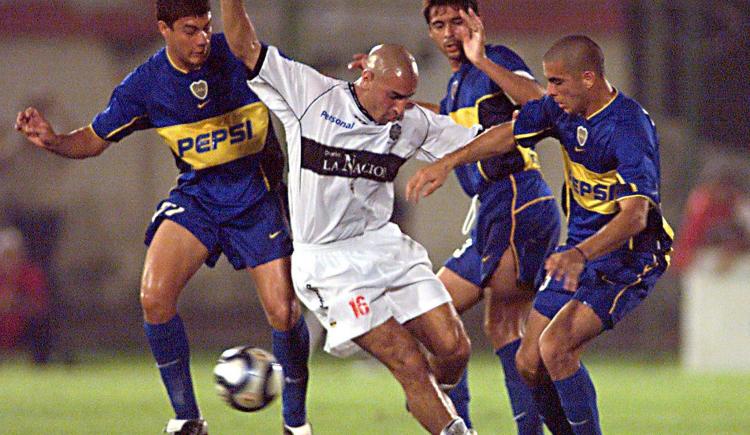 Imagen de Duelo de gigantes en San Nicolás: El historial completo entre Boca y Olimpia