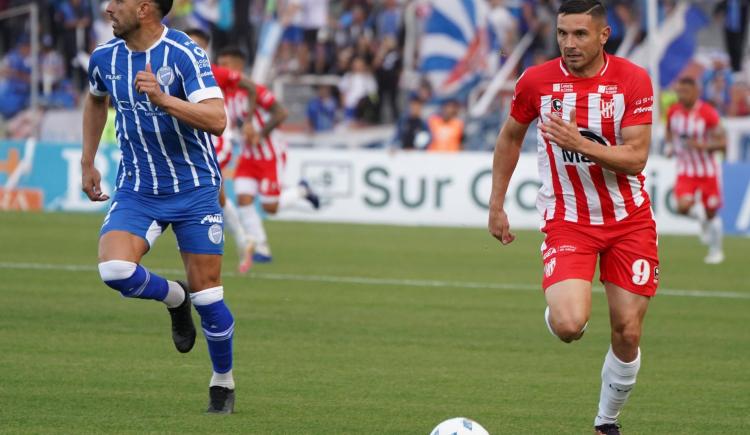 Imagen de Godoy Cruz intentó más pero sólo empató con Instituto
