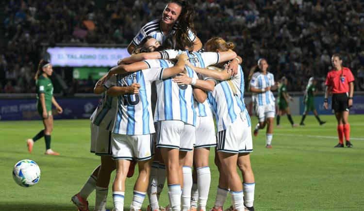 Imagen de La Selección Argentina, a paso firme rumbo al Mundial femenino: aplastó 8-0 a Bolivia
