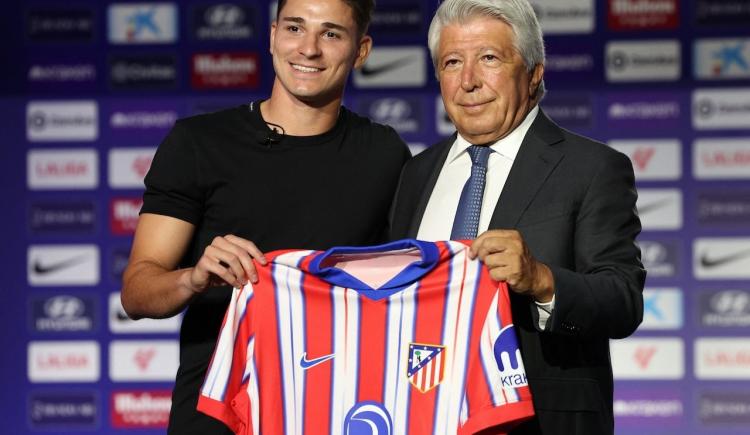 Imagen de El presidente de Atlético de Madrid, contundente sobre el interés de Barcelona por Julián Álvarez