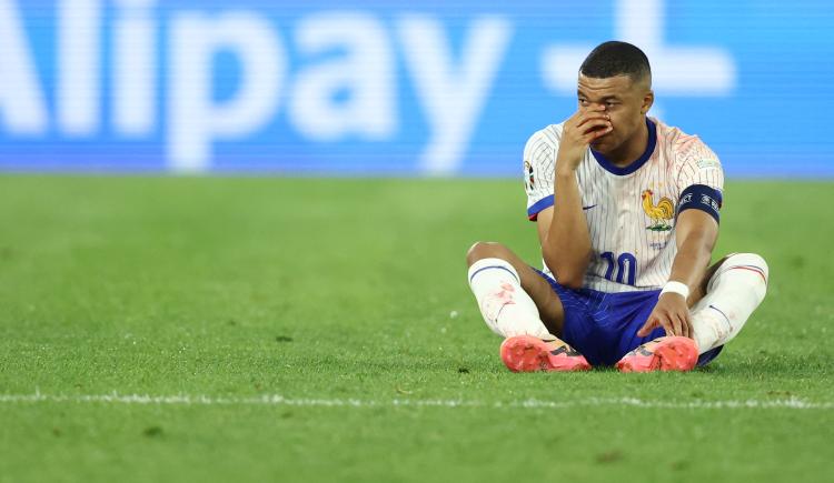 Imagen de El fuerte aviso del presidente de la Federación de Francia sobre el futuro de Mbappé en la Eurocopa