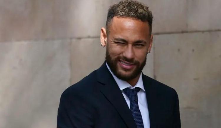 Imagen de Vuelco inesperado: la fiscalía  retira los cargos a Neymar y todos los acusados en el juicio por su traspaso al Barcelona