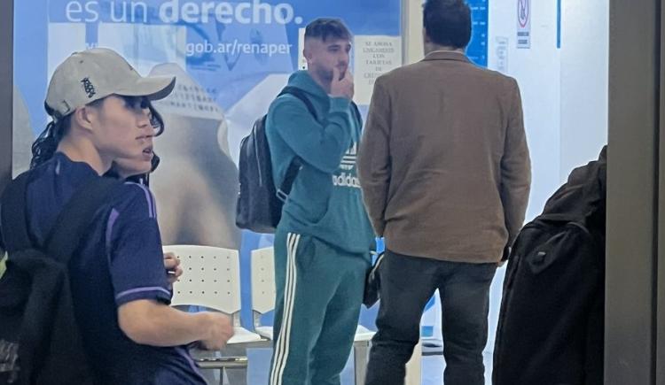 Imagen de Pablo Maffeo ya llegó a Buenos Aires para incorporarse a la Selección Argentina