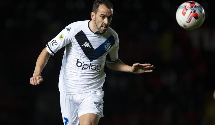 Imagen de La primera jugada viral de Diego Godín con la camiseta de Vélez