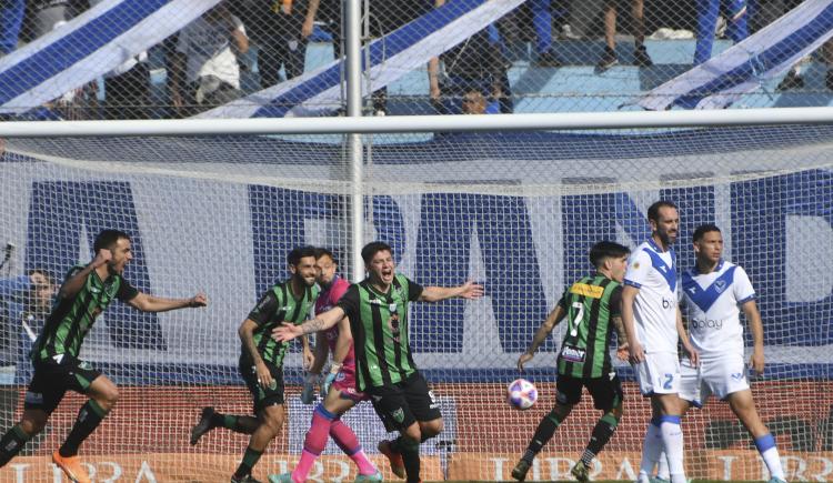 Imagen de Vélez sumó otra decepción en Copa Argentina y festejó San Martín (SJ)