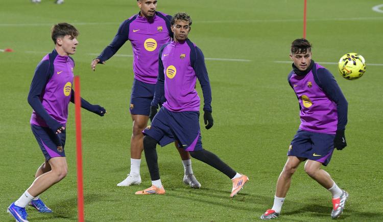 Imagen de Ronald Araújo volvió a entrenarse tras su licencia por salud mental