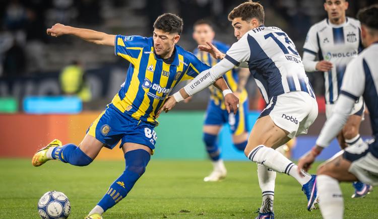 Imagen de Rosario Central se lo empató a Talleres de la mano de Di María y estuvo cerca de ganarlo