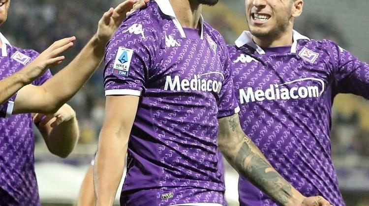 Imagen de Fiorentina ganó con un gol argentino