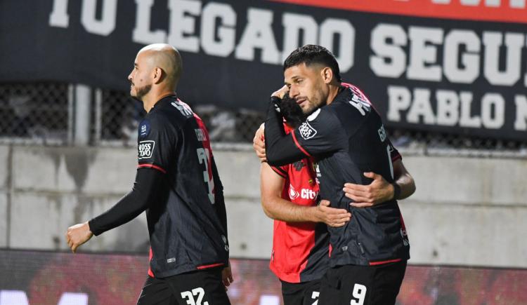 Imagen de El Newell's del Ogro Fabbiani venció a Defensa y podría ser rival de Boca en la Copa Argentina