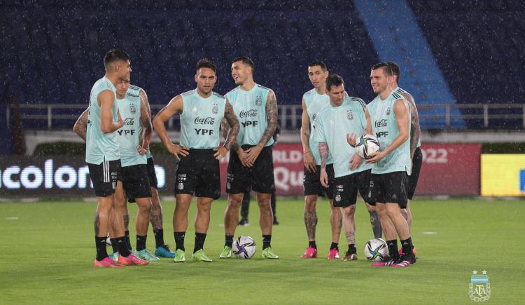 Imagen de ARGENTINA: RECONOCIMIENTO BAJO LLUVIA Y SIN PISTAS DEL EQUIPO