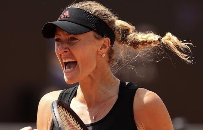 Imagen de La ex top 10 que cometió 21 dobles faltas, salvó seis match points y ganó