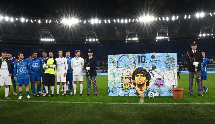 Imagen de Partido por la Paz, en homenaje a Diego Maradona