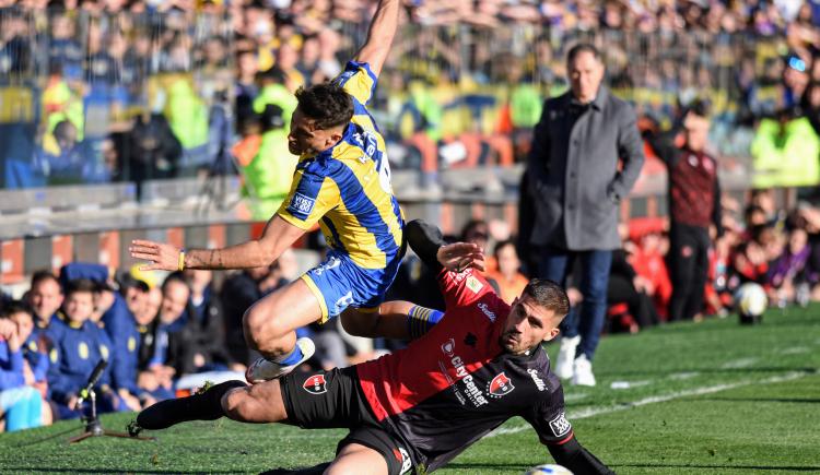 Imagen de Se confirmaron los árbitros para la octava fecha: el foco puesto en el clásico entre Newell’s y Rosario Central