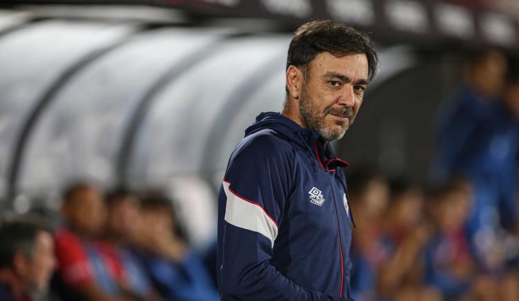 Imagen de "Sería un sueño dirigir a Nacional en un Mundial de Clubes", confesó Álvaro Recoba