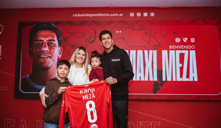 Imagen de Independiente presentó a Maxi Meza tras quedar libre de River y anunció la compra de otro futbolista