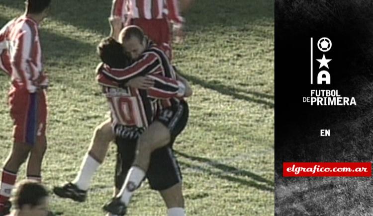 Imagen de 2000. Chacarita golea a Unión en Santa Fe