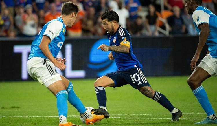 Imagen de Luciano Acosta fue premiado por la Major League Soccer