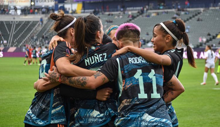 Imagen de Argentina se clasificó a los cuartos de final de la Copa Oro Femenina