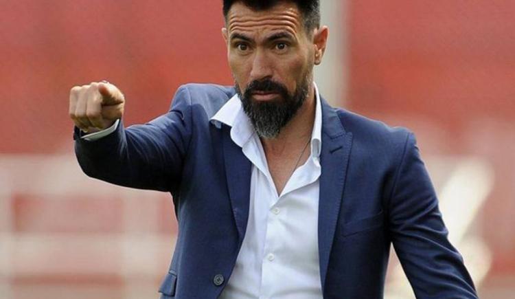 Imagen de EDUARDO DOMÍNGUEZ SEGUIRÁ EN COLÓN