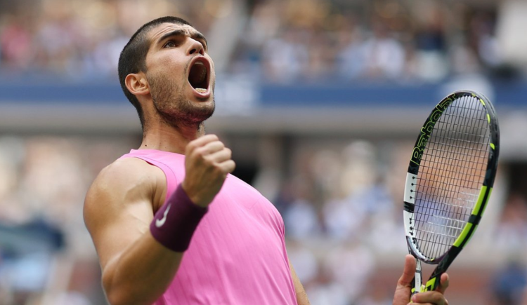 Imagen de Alcaraz aplastó a Djokovic y jugará la final del US Open ante Sinner