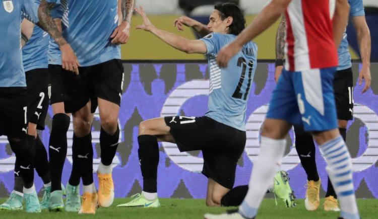 Imagen de Edinson Cavani: “Uno tiene que ir donde le quieren y le demuestren el cariño”