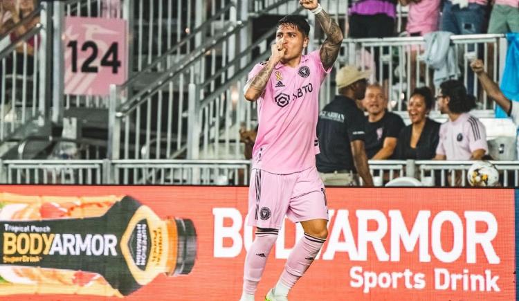 Imagen de Se definió el futuro de Facundo Farías: Estudiantes y Racing se lo disputaron y hubo un ganador