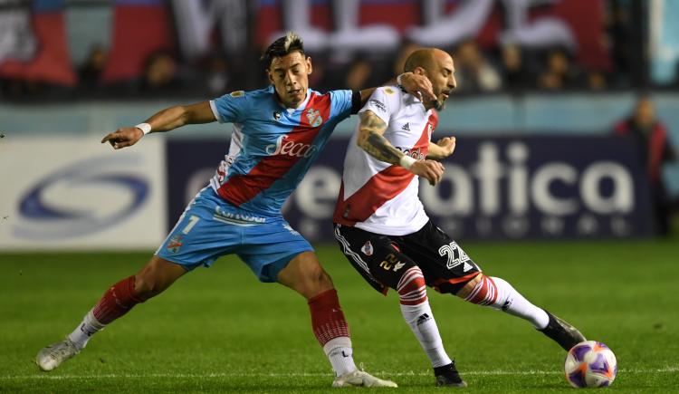 Imagen de Pinola: "La cancha estaba seca y nos costó un poco más"