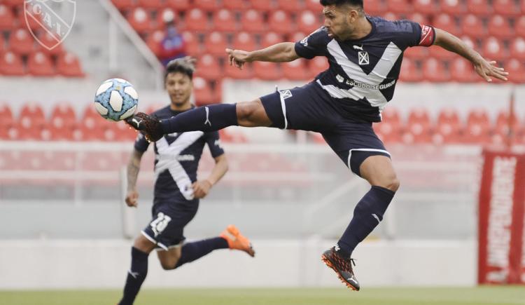 Imagen de EL ROJO VISITA A DEFENSA