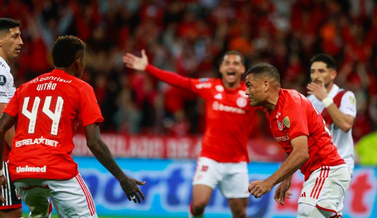 Imagen de El gol de Gabriel Mercado y los últimos casos de la ley del ex para River en Copa Libertadores