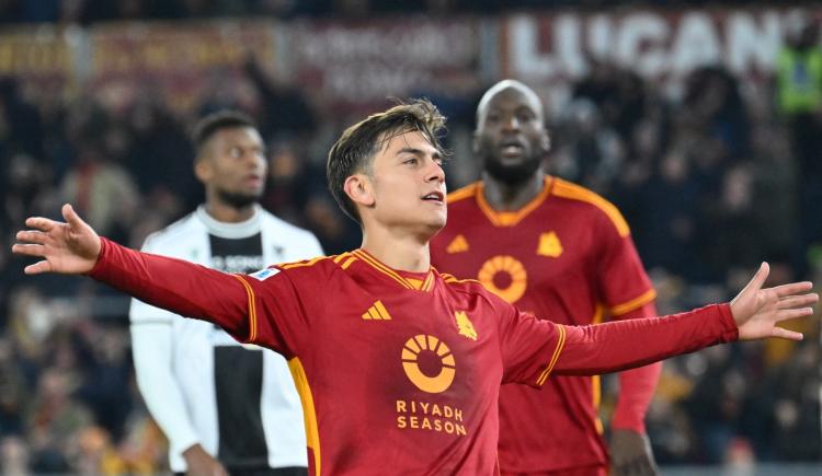 Imagen de Paulo Dybala, héroe de Roma con gol y asistencia